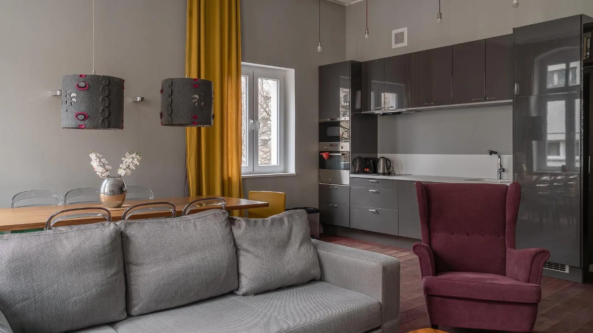 RentPlanet - Apartamenty Stare Miasto Wrocław