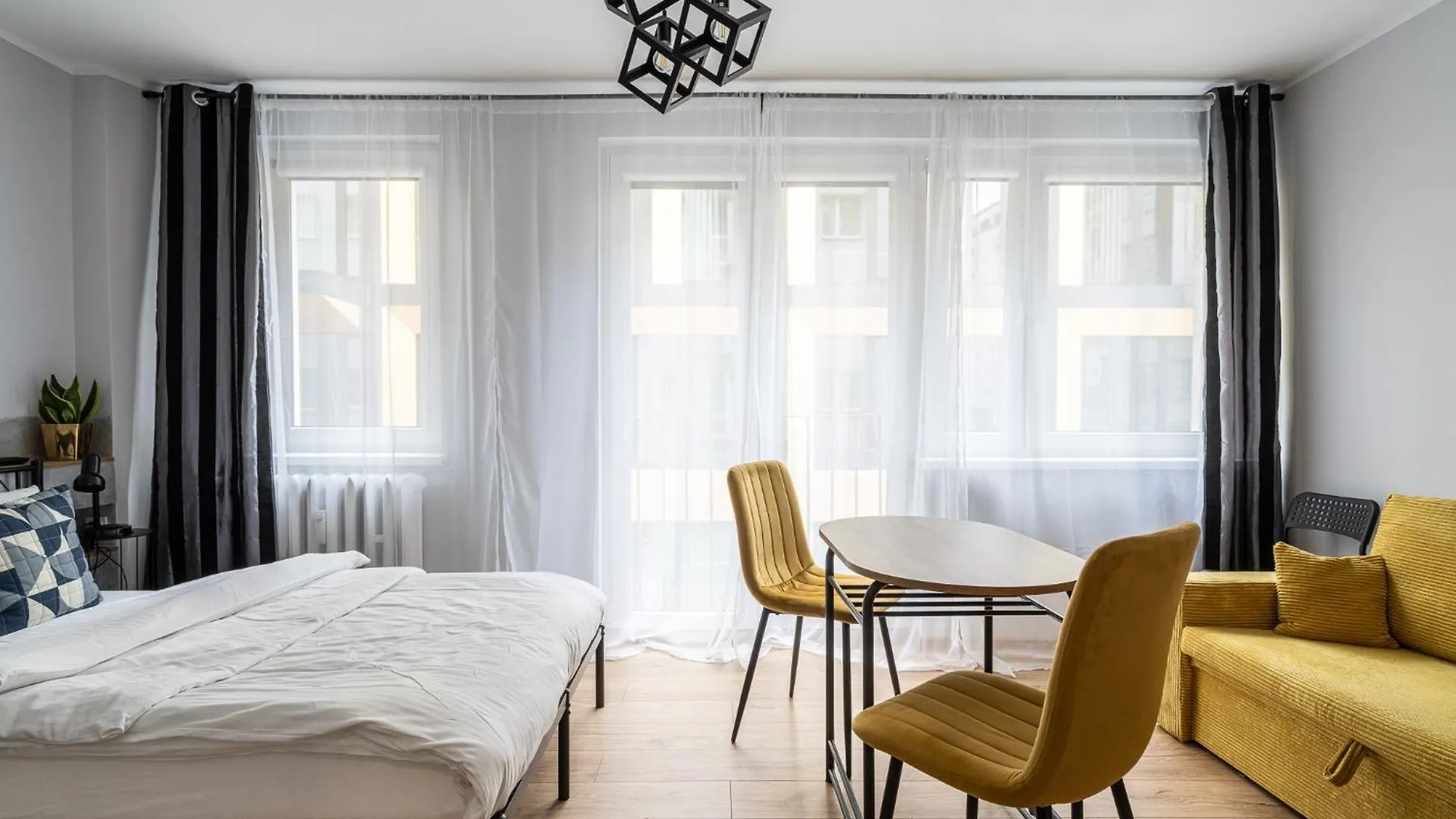 Rentplanet - Apartamenty Stare Miasto Wroclaw
