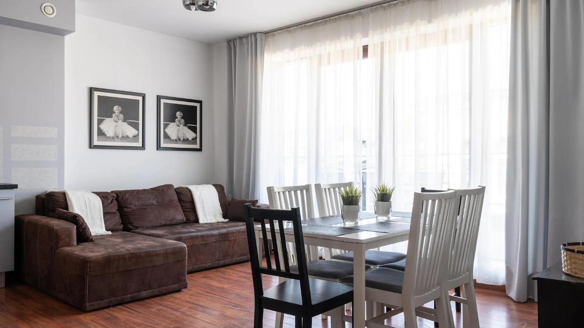 Rentplanet - Apartamenty Stare Miasto Wroclaw